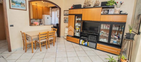 3 rooms Apartment in Turin, Italy No. 15074 8