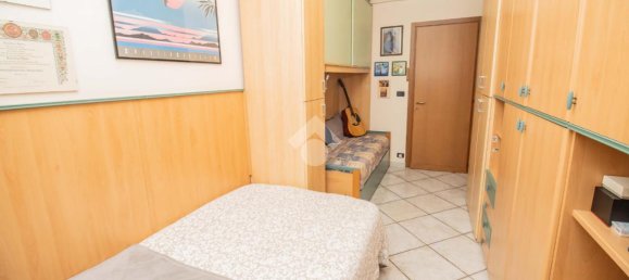 3 rooms Apartment in Turin, Italy No. 15074 28