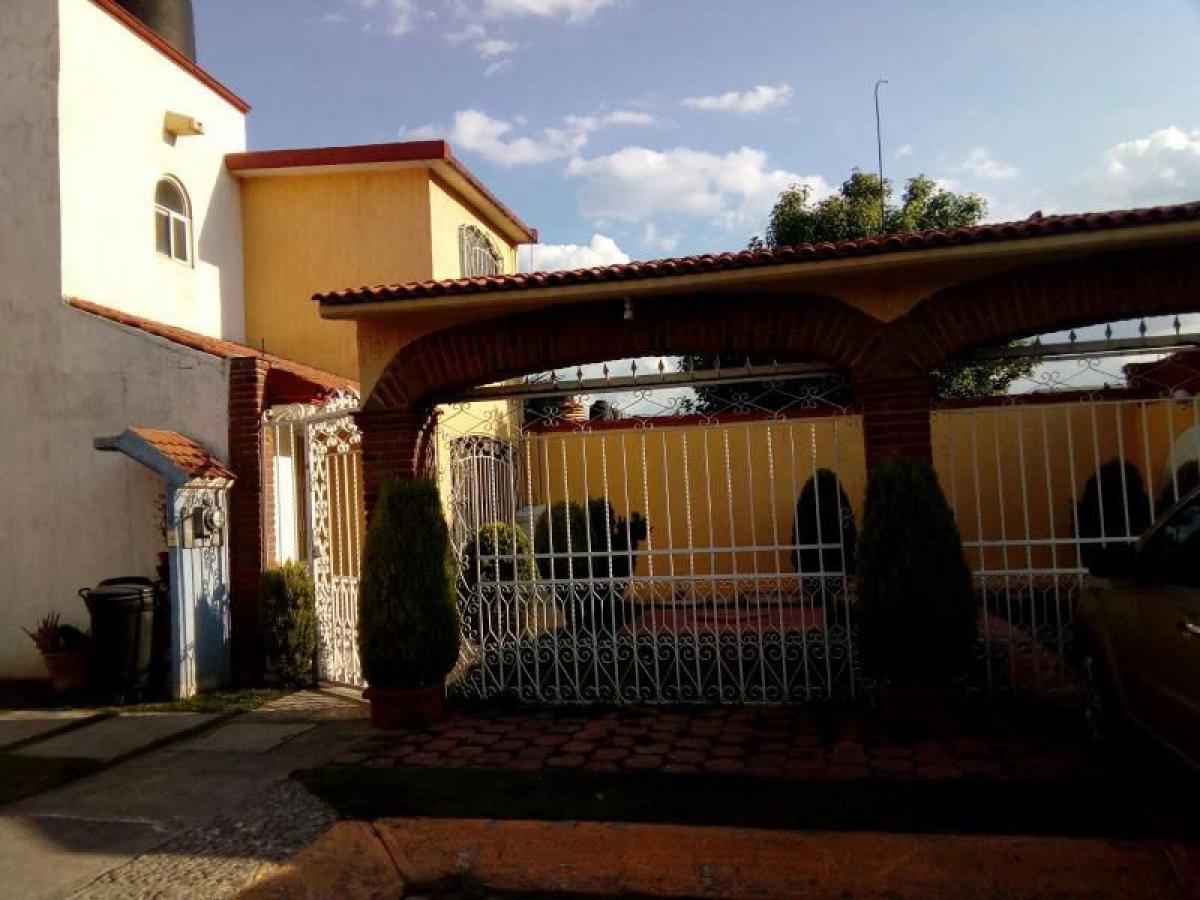 Casa de 3 dormitorios en Cuautitlán Izcalli, Mexico No. 207380