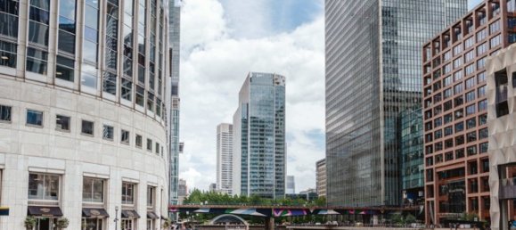 Studio in Canary Wharf, United Kingdom No. 3434 46