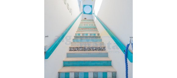 142m² Commercial property in Tavira, Portugal No. 206104 26