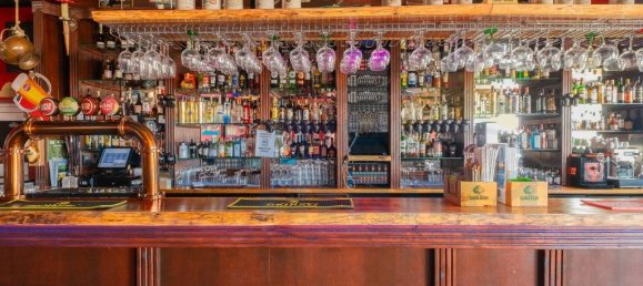 142m² Commercial property in Tavira, Portugal No. 206104 22