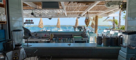 142m² Commercial property in Tavira, Portugal No. 206104 38