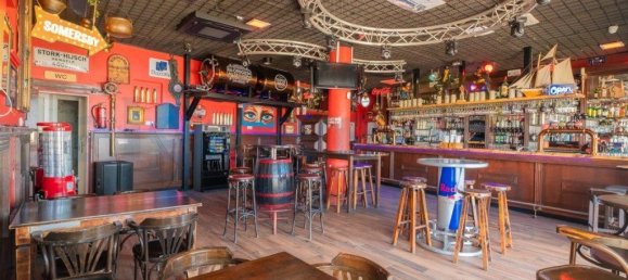 142m² Commercial property in Tavira, Portugal No. 206104 19