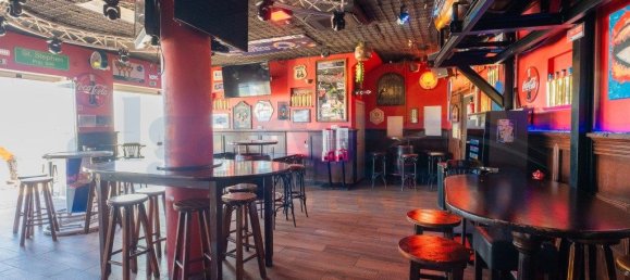 142m² Commercial property in Tavira, Portugal No. 206104 18