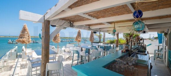 142m² Commercial property in Tavira, Portugal No. 206104 13