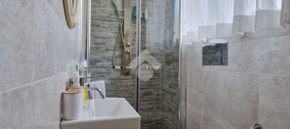 3 rooms Apartment in Naples, Italy No. 52478 23