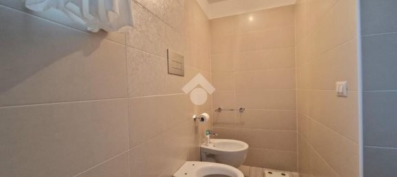 3 rooms Apartment in Naples, Italy No. 52478 22