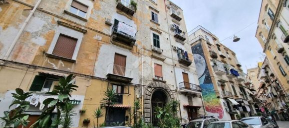 3 rooms Apartment in Naples, Italy No. 52478 24