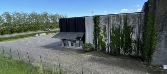 Склад 810м² в Кастирага Видардо, Италия № 74963 49