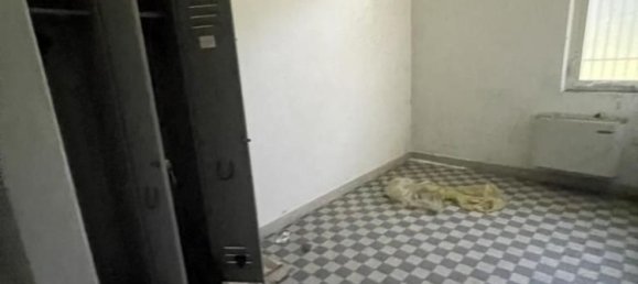 Склад 810м² в Кастирага Видардо, Италия № 74963 40