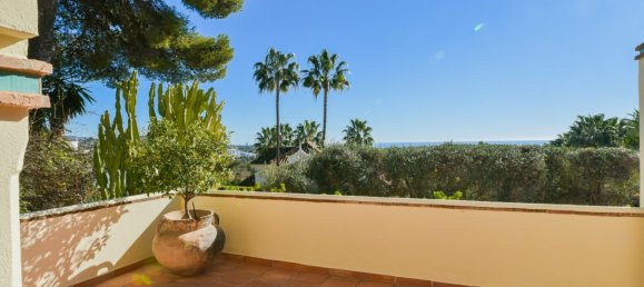 Villa de 5 dormitorios en Marbella, Spain No. 4732 7
