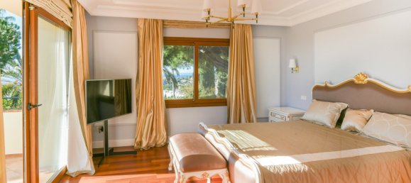 Villa de 5 dormitorios en Marbella, Spain No. 4732 21