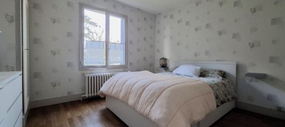 3 bedrooms Villa in Epernon, France No. 237324 9