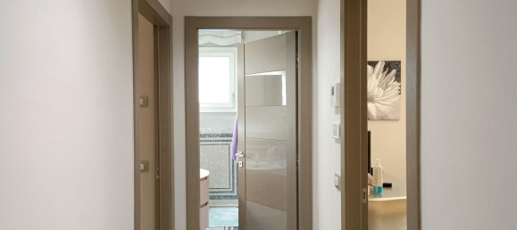 5 bedrooms Penthouse in Empoli, Italy No. 331267 24