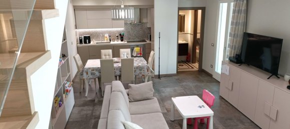 5 bedrooms Penthouse in Empoli, Italy No. 331267 22