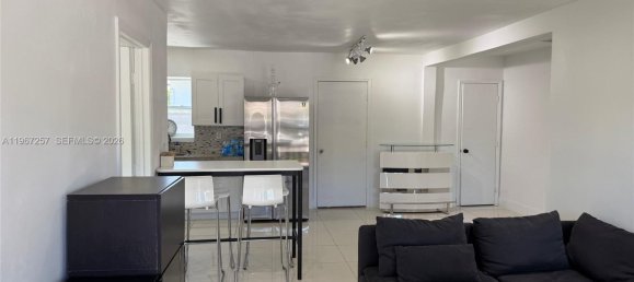 3 bedrooms Villa for sale in Miami, Miami-Dade, Florida, USA № 614400 12