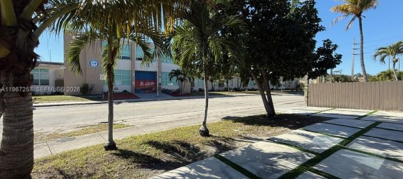 3 bedrooms Villa for sale in Miami, Miami-Dade, Florida, USA № 614400 10