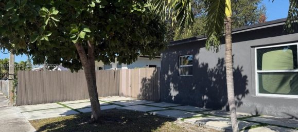 3 bedrooms Villa for sale in Miami, Miami-Dade, Florida, USA № 614400 8
