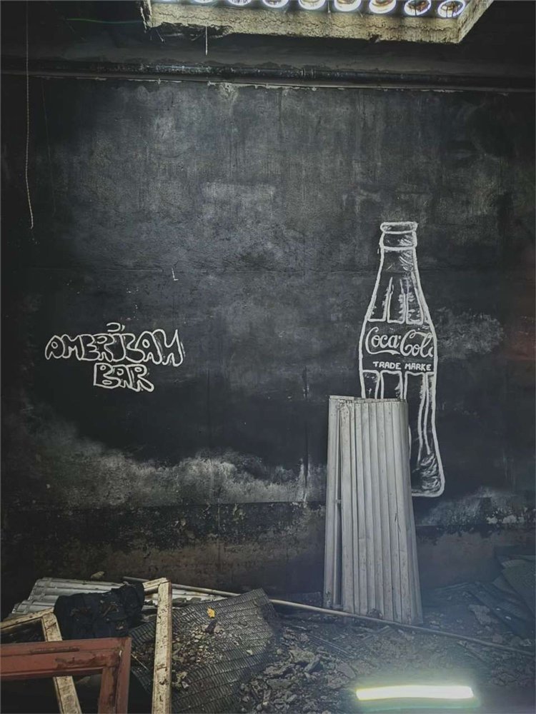 Propriété commerciale à Savona, Italy 250m² No. 261324