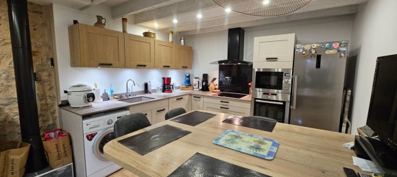 2 bedrooms House in Bonneval, France No. 45376 9