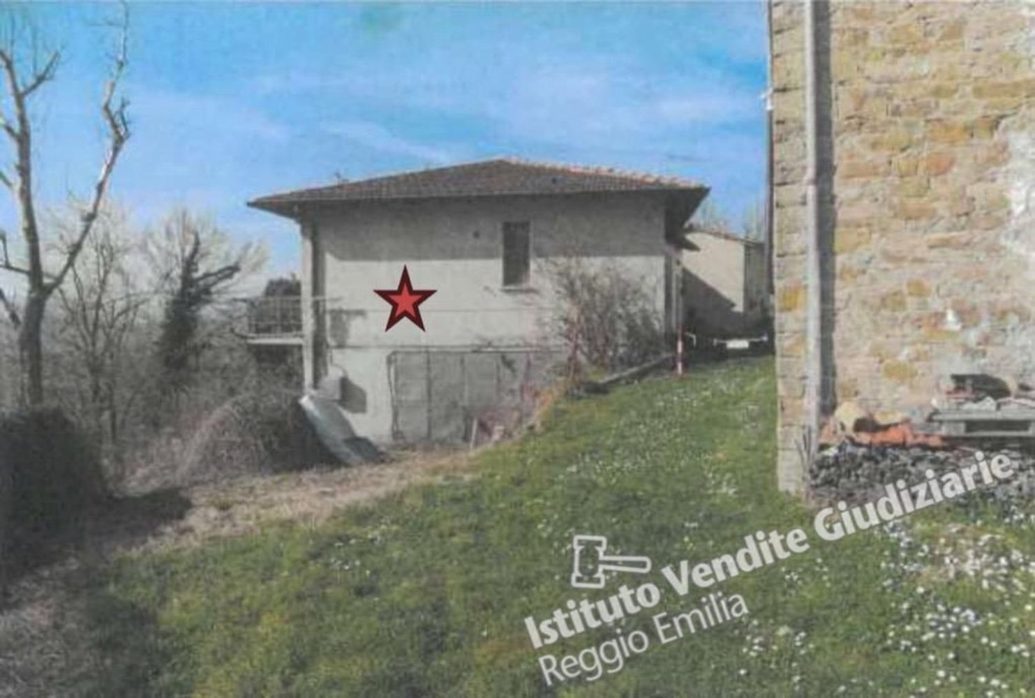 3 bedrooms Apartment in Castelnovo ne' Monti, Italy No. 336196