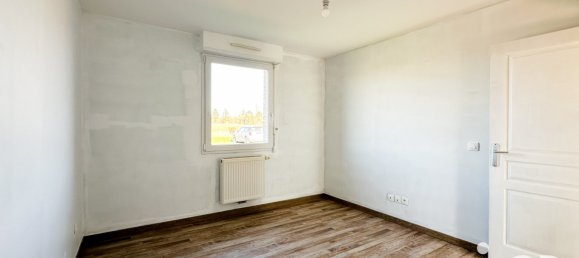 3 bedrooms House in Coutiches, France No. 214501 10