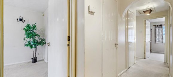 2 chambres Appartement à Hounslow, United Kingdom No. 9830 6