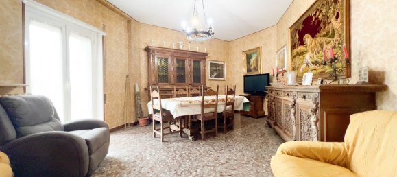 Apartamento de 5 divisões em Frosinone, Italy N.º 228400 18