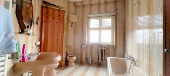 Apartamento de 5 divisões em Frosinone, Italy N.º 228400 6