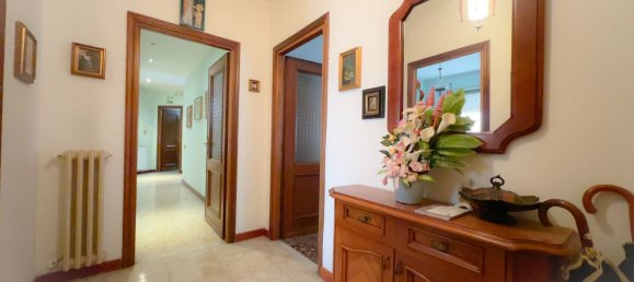 Apartamento de 5 divisões em Frosinone, Italy N.º 228400 19