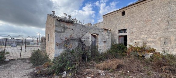 2 bedrooms House in Ragusa, Italy No. 125552 14