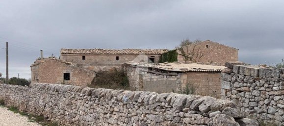 2 bedrooms House in Ragusa, Italy No. 125552 15