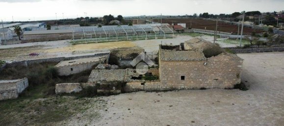 2 bedrooms House in Ragusa, Italy No. 125552 37