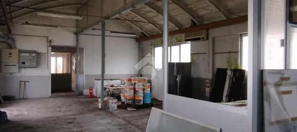 8-salle Entrepôt à Rovello Porro, Italy No. 226157 7