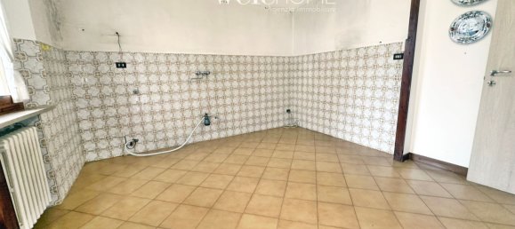 4 bedrooms House in Campi Bisenzio, Italy No. 362768 30