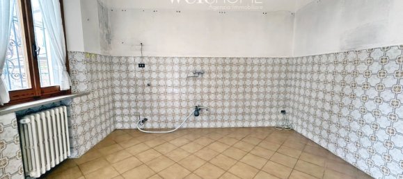 4 bedrooms House in Campi Bisenzio, Italy No. 362768 8