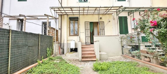 4 bedrooms House in Campi Bisenzio, Italy No. 362768 23