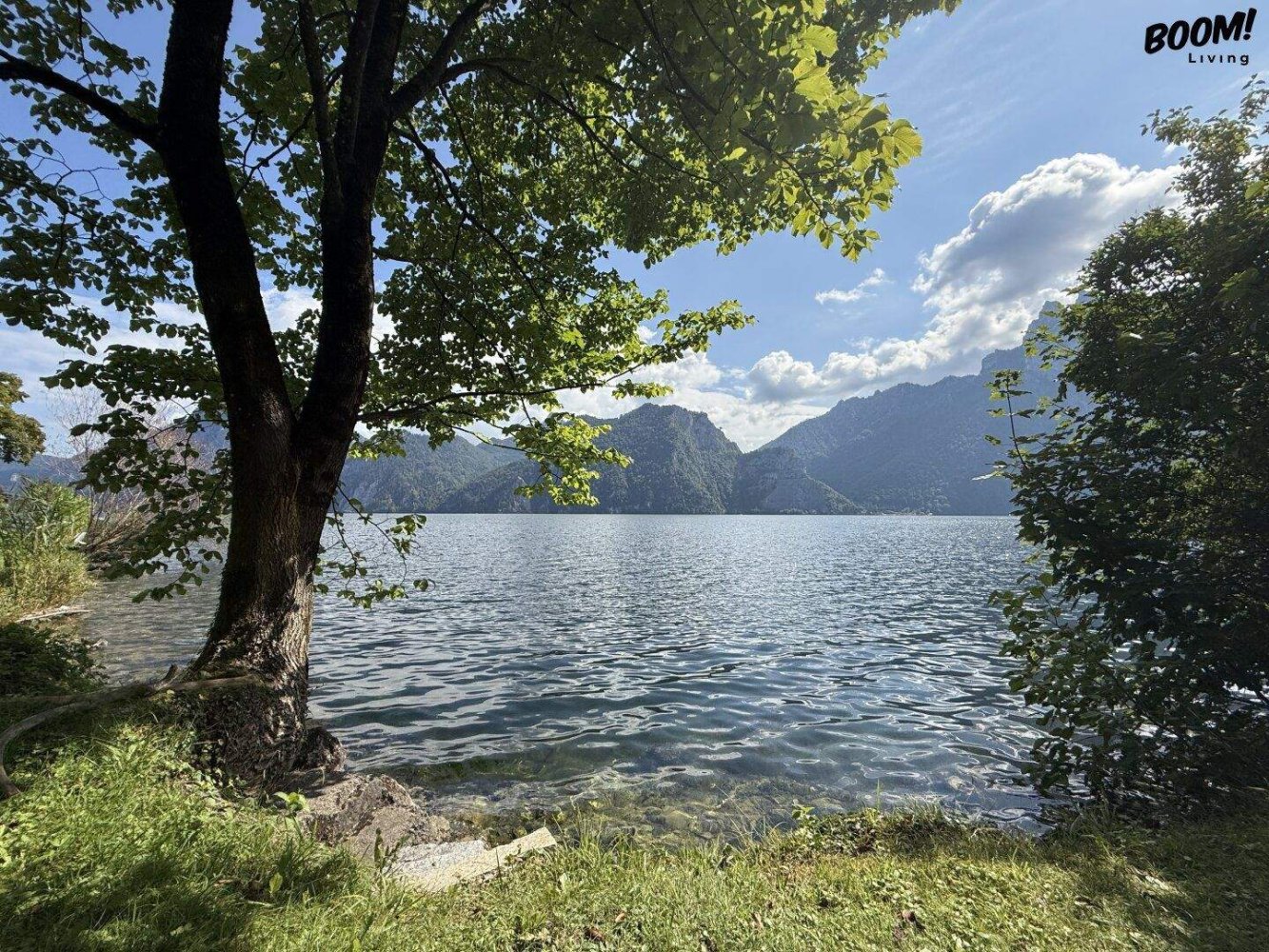  Land in Traunkirchen, Austria No. 243344