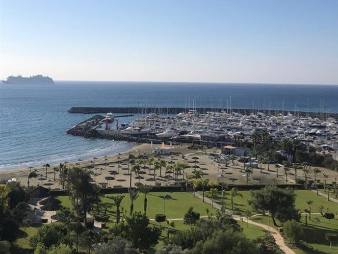 Apartamento de 2 dormitorios en Pyrgos, Cyprus No. 303