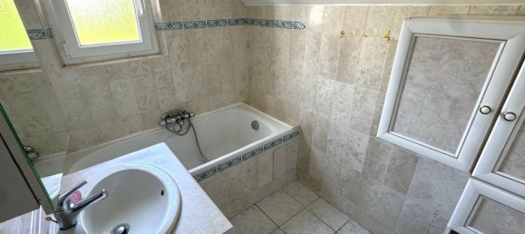 3 Schlafzimmer Haus in Compiegne, France, Nr. 300573 9