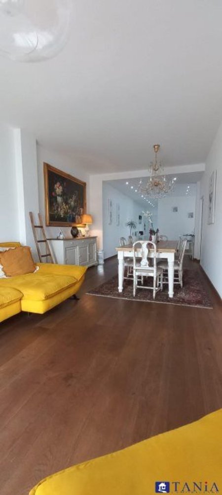4 bedrooms Apartment in Carrara, Italy No. 369962