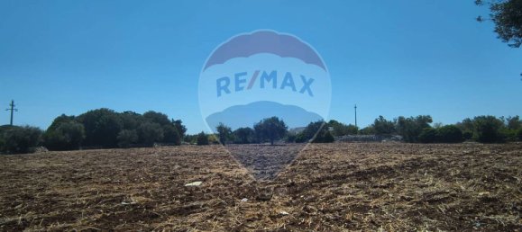 Дом с 3 комнатами в Полиньяно а Маре, Италия № 270528 2