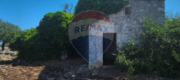 Дом с 3 комнатами в Полиньяно а Маре, Италия № 270528 9