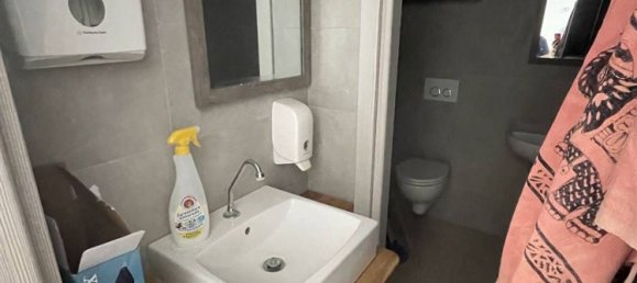 3 rooms Commercial property in Camaiore, Italy No. 211005 7