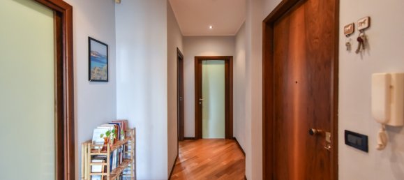 Apartamento de 3 habitaciónes en Turin, Italy No. 80191 6