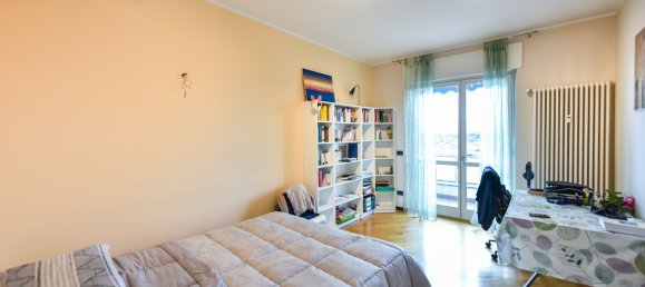 Apartamento de 3 habitaciónes en Turin, Italy No. 80191 12