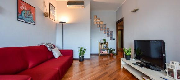 Apartamento de 3 habitaciónes en Turin, Italy No. 80191 3