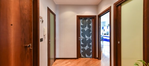 Apartamento de 3 habitaciónes en Turin, Italy No. 80191 7