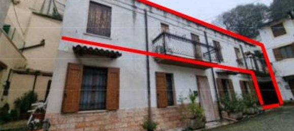 Casa de 7 divisões em Verona, Italy N.º 279546 2